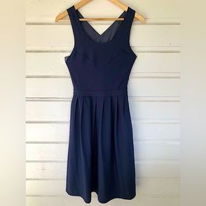 The White Pepper 2014 Navy Apron Dress Size XS